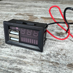 Индикатор заряда аккумулятора с вольтметром 12В и 2 USB, цифровой тестер для авто и мото